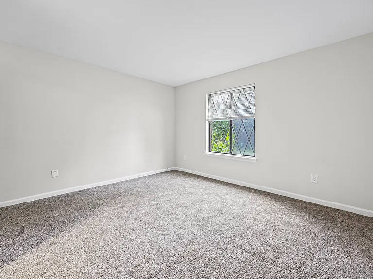 2519 Culver Road Apartments — Photo 13
