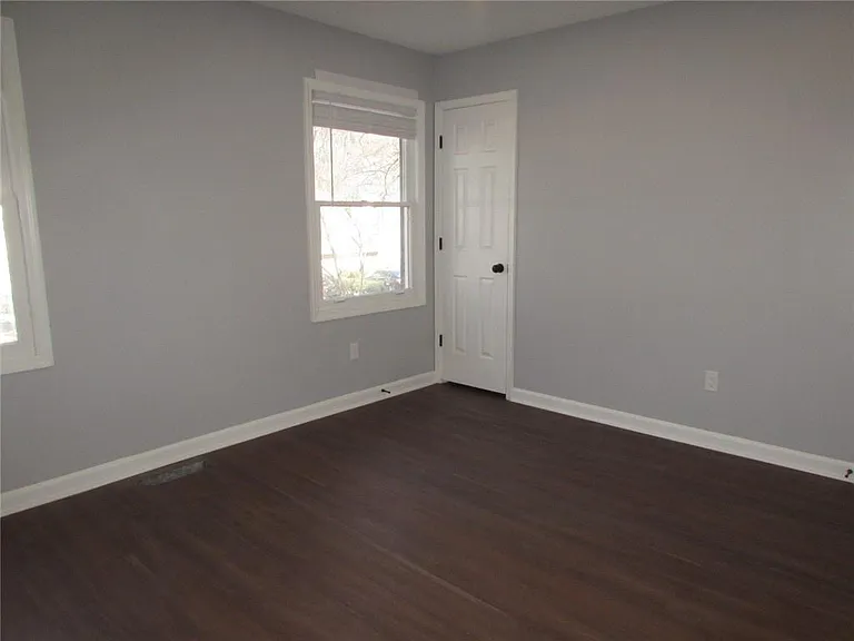 1716 Twin Brooks Dr — Photo 23