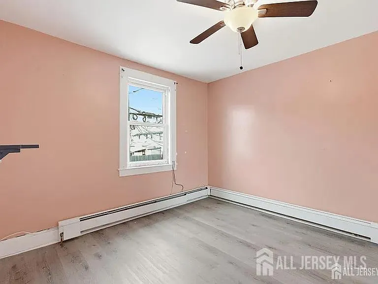 25 Langley Pl — Photo 15