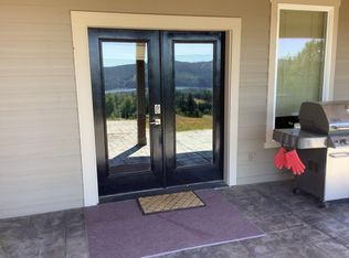 257 Golden Eagle Rd, Kelso, WA 98626