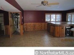 9235 Pierson Lake Dr, Chaska, MN 55318