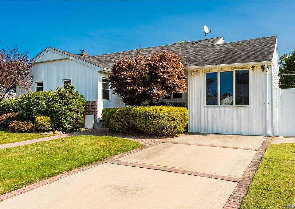 1st image of 757 Greta Pl