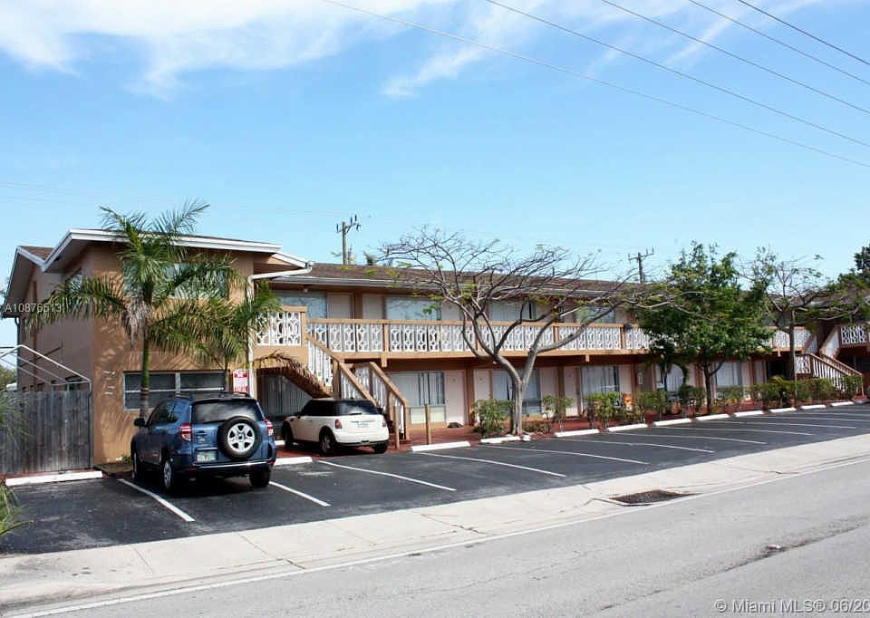1st image of 5910 NE 18th Ave APT 14