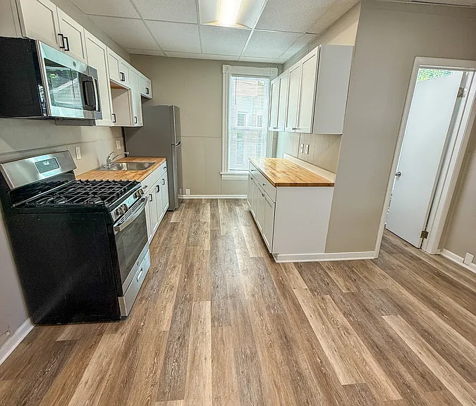 946 Muskegon Ave NW #1 — Photo 13