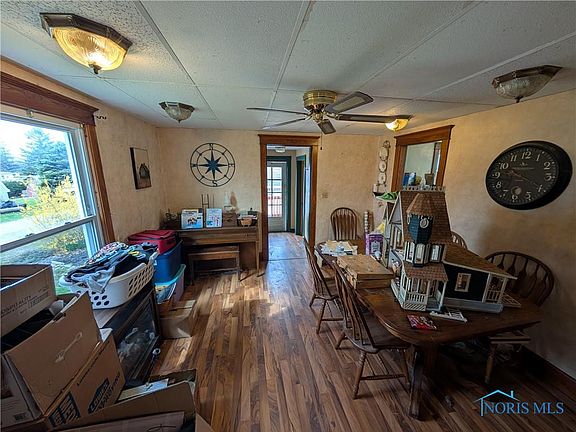 5th image of 302 E Sandusky St