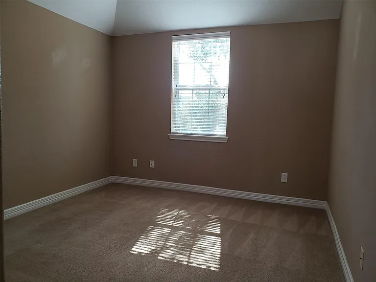 3607 Cat Springs Ln — Photo 24