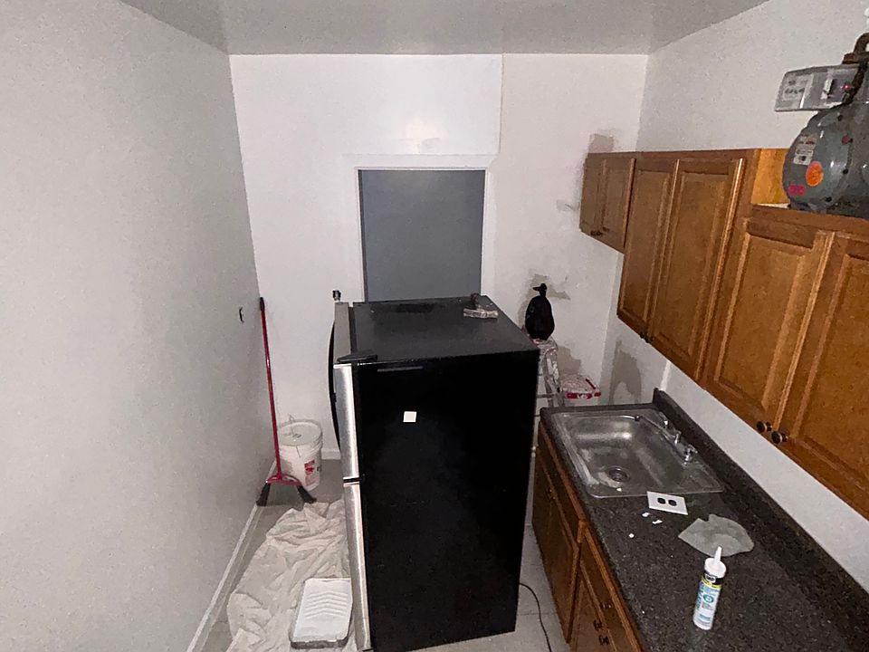 1st image of 215 W 259th St APT 41