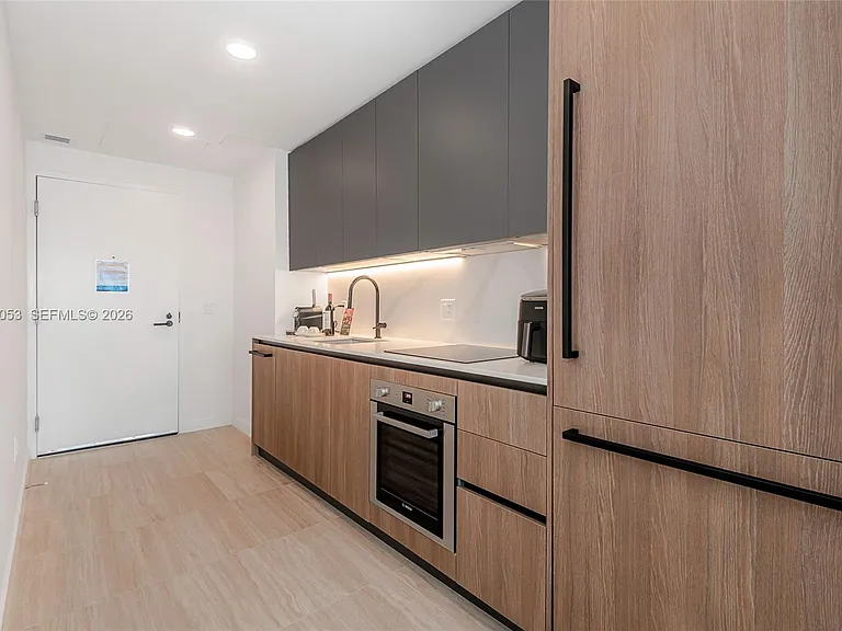 580 72nd St #1008 — Photo 25