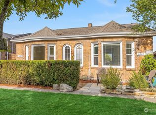 3020 26th Ave W, Seattle, WA 98199