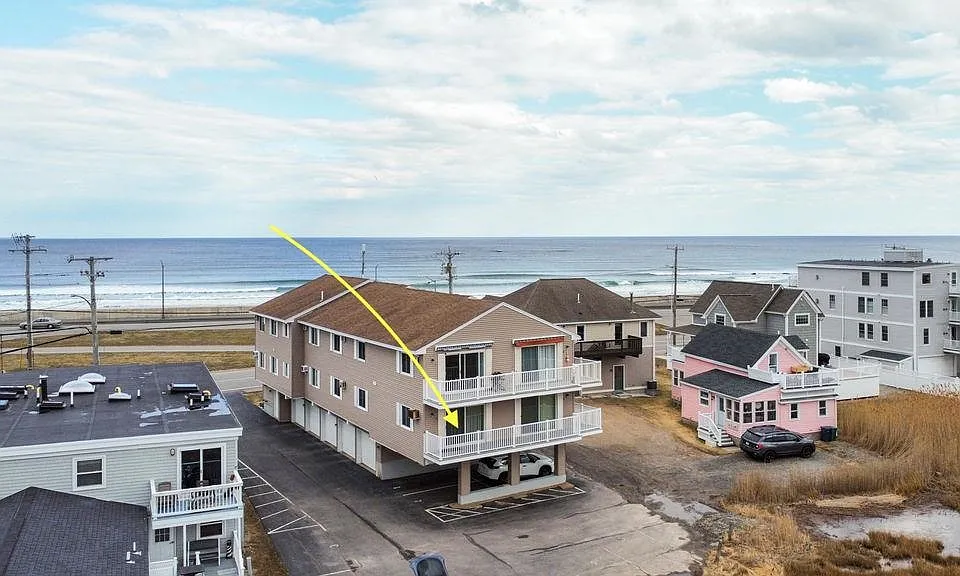 611 Ocean Blvd #3