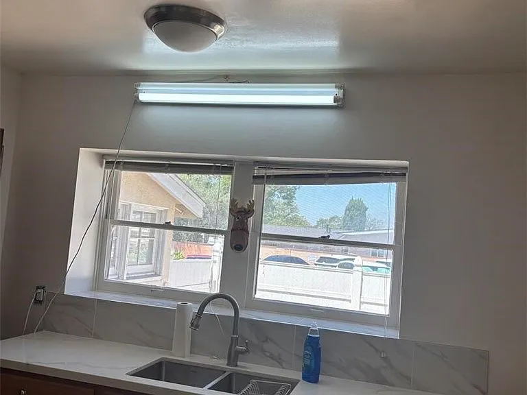 10007 Cole Rd — Photo 21