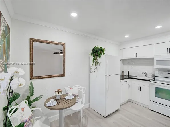 1808 NE 11th Ave APT 1, Wilton Manors, FL 33305