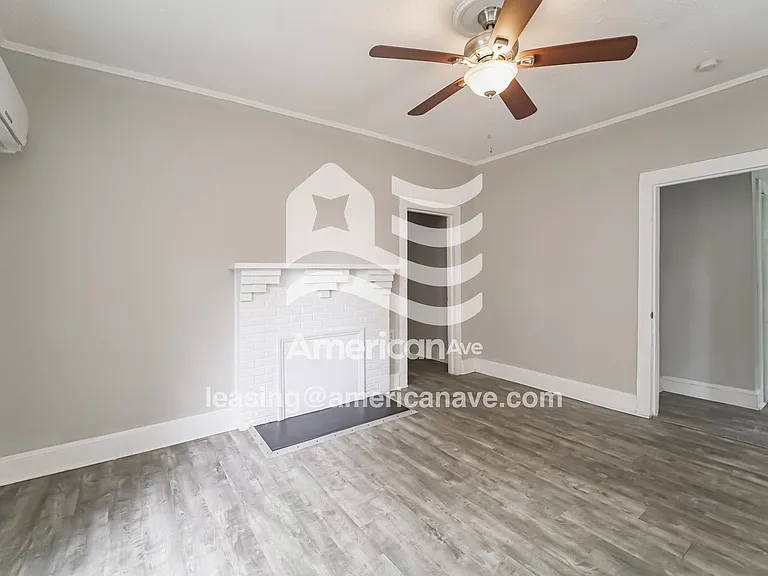 17639_003_living_room_13750888.jpg