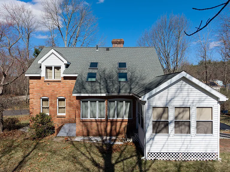 423 Goldthwaite Rd — Photo 2