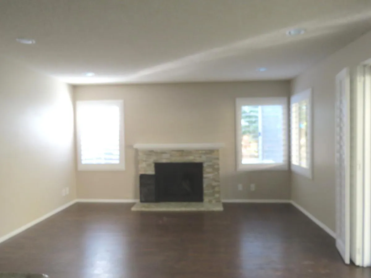 5 bed, 2212 sqft, $3,500 — Photo 4