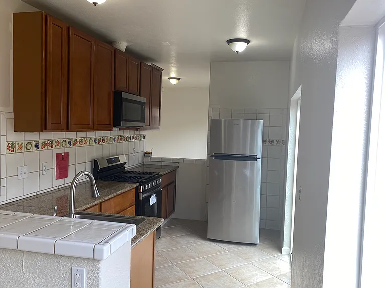 12 Highway Ave — Photo 8