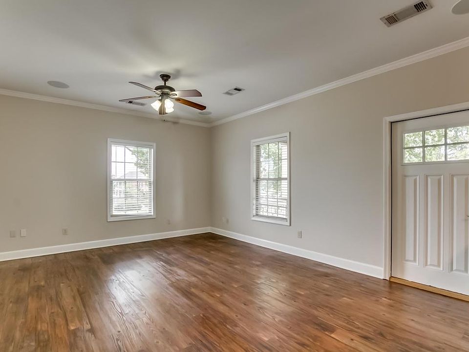 402 Wesley Pl, Tuscaloosa, AL 35401 | Zillow