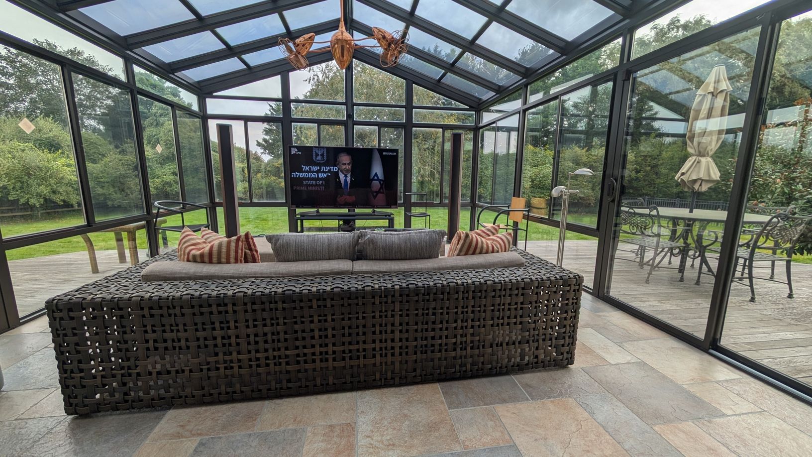  NEW SUNROOM