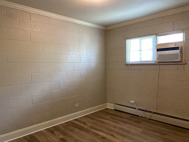 125 E Mrytle Flats — Photo 26