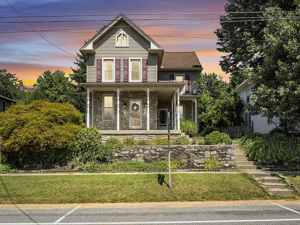 1st image of 417 E Main St