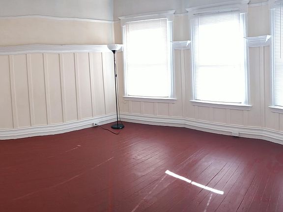 4th image of 1031 Greenwich St APT 5