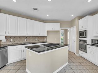 4407 Magnolia Ln, Sugar Land, TX 77478