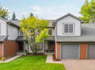 509 Winwood Cir, Walled Lake, MI 48390