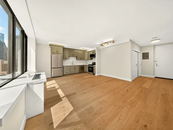 161 West 61st Street image 1 of 33