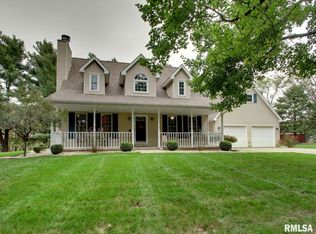 2834 Glennview Dr, Quincy, IL 62305