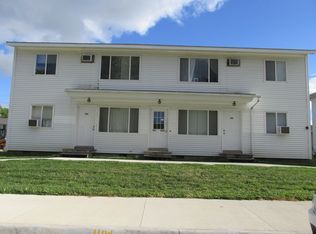 1016 W 20th St, Cedar Falls, IA 50613