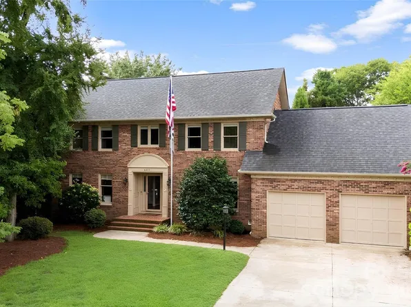 8601 Middleton Cir, Harrisburg, NC 28075