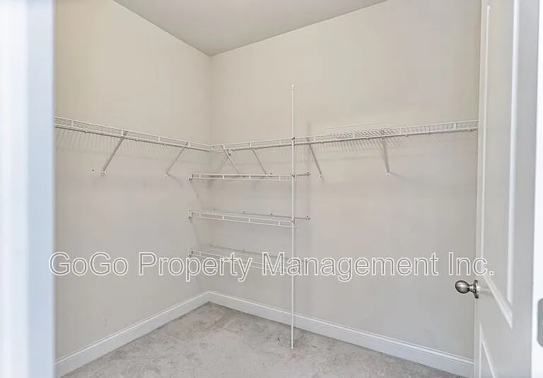 110 Northwild Dr — Photo 9