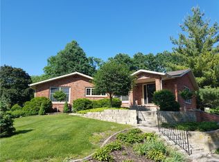 1005 S 11th Ave W, Newton, IA 50208