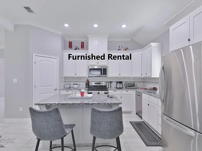 3126 Oakley St — Photo 12