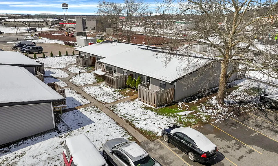 Rivercrest Village Apartments