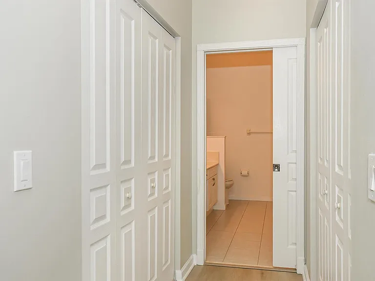 649 NE Bent Paddle Ln — Photo 22