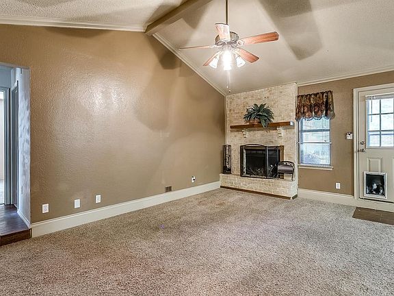 4th image of 7517 Echo Hill Dr
