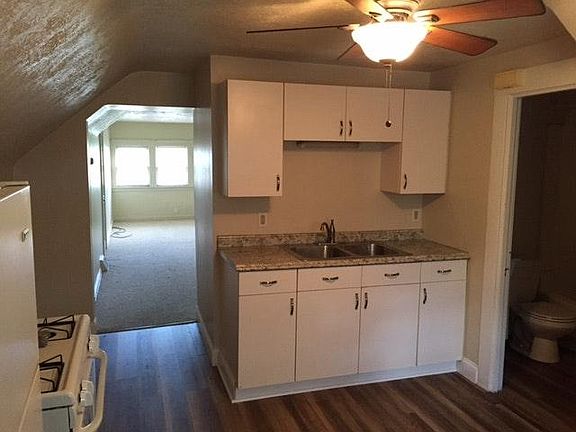 5th image of 15019 Hilliard Rd Floor 3