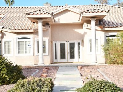 2251 Rosanna St, Las Vegas, NV, 89117