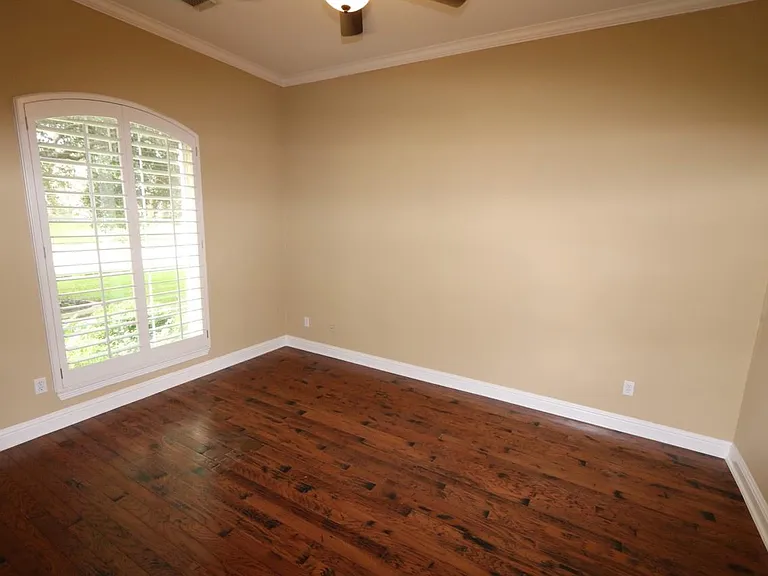 7102 Spring Run Ln — Photo 5