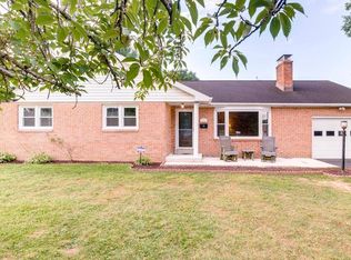 816 W 1st Ave, Parkesburg, PA 19365