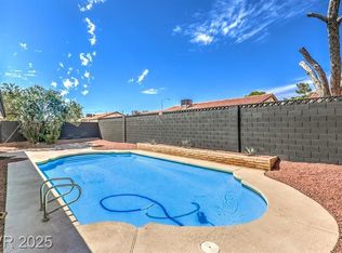 1700 Breezewood Dr, Las Vegas, NV 89108