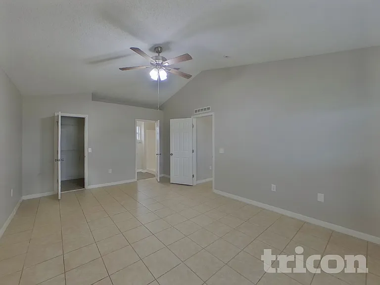 810 Ognon Ct — Photo 6
