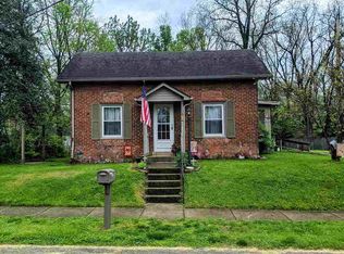 225 W Pine St, Knightstown, IN