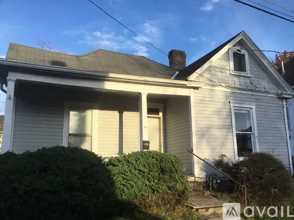 827 Field St, Fairmont, WV 26554