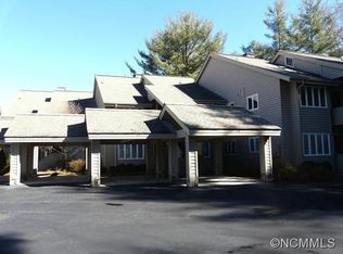 4B Country Club Vlg #4B, Lake Toxaway, NC 28747