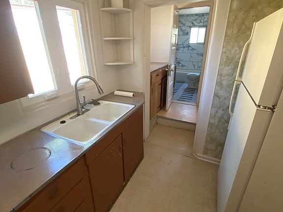 More kitchen, same kitchen