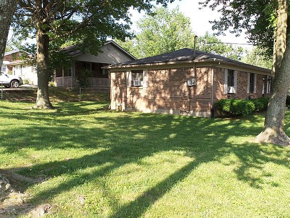 5th image of 605 Cottonwood Dr