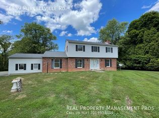16439 Purcellville Rd, Purcellville, VA 20132