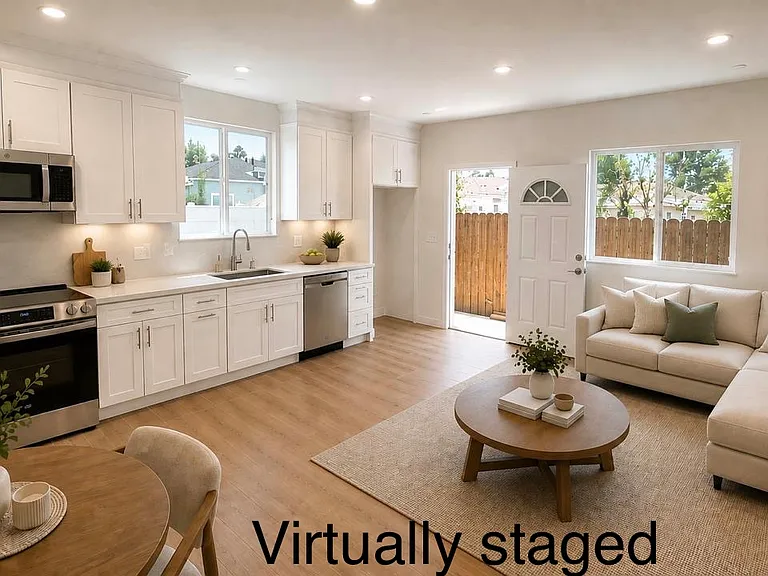 Kagel Canyon St — Photo 8